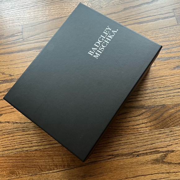 NEW Badgley Mischka Aqua Block Heels Size 8.5 - Picture 8 of 9